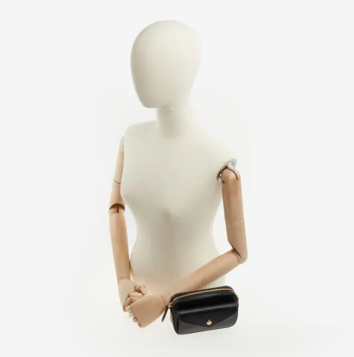 Bolso Gucci rectangular negro con correa de 122 cm 