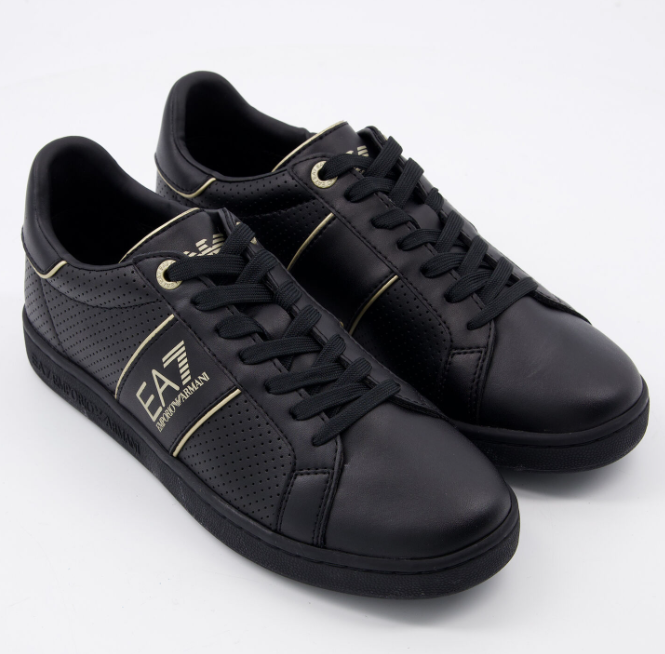 Emporio Armani  Zapatillas de cuero negro