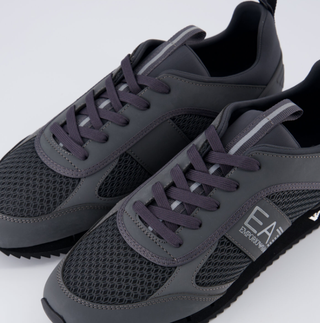 Emporio Armani  Zapatillas gris oscuro con logo