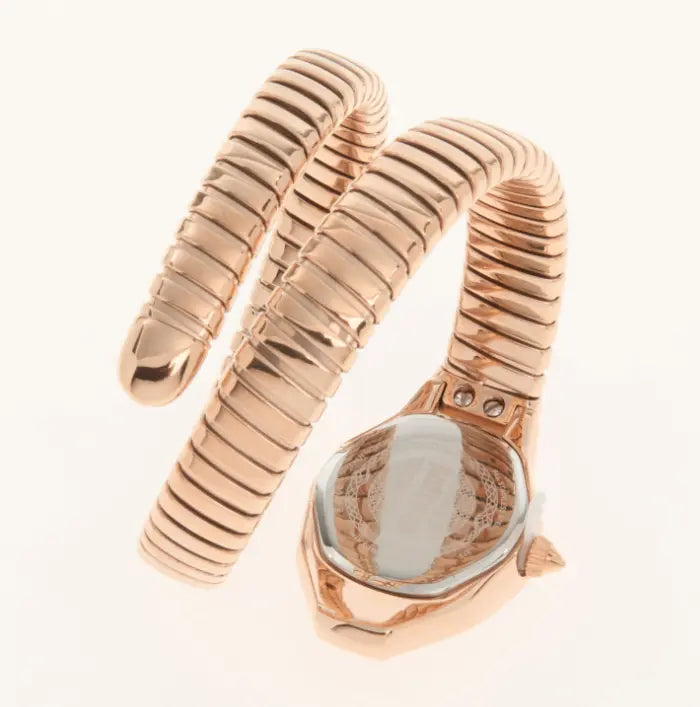 Reloj de brazalete elástico estilo serpiente en oro rosa Just Cavalli Vivace.
