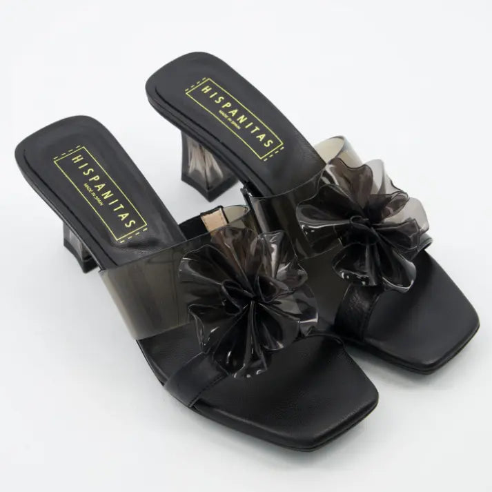 Sandalias negras transparentes de tacón Hispanitas con flor decorativa