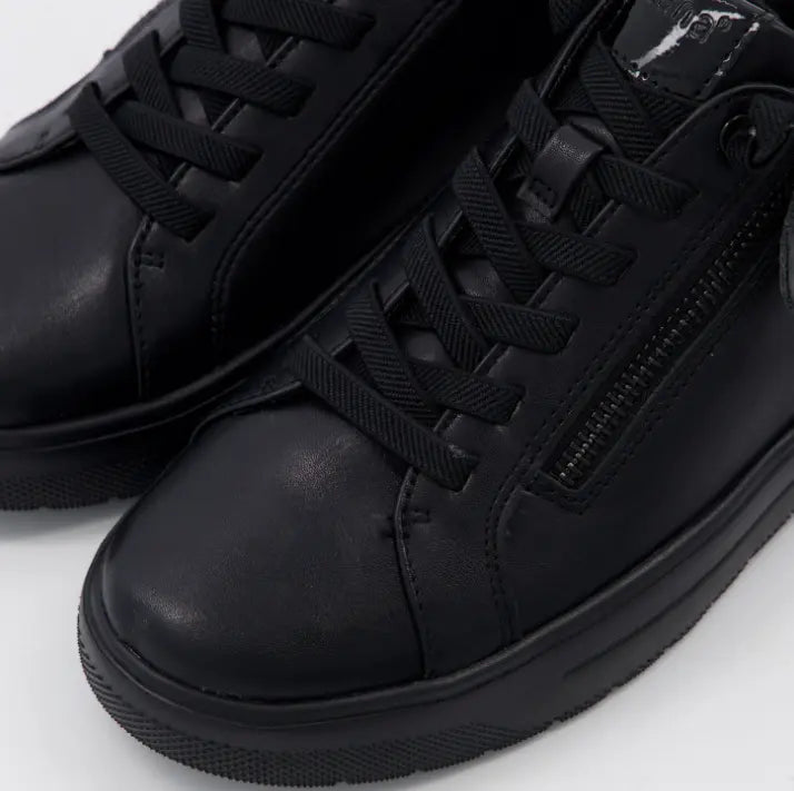 Zapatillas Jana negras con diseño minimalista y cremallera