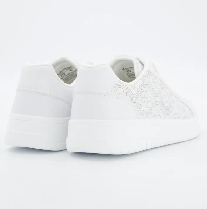 Zapatillas blancas mujer Bugatti con diseño elegante
